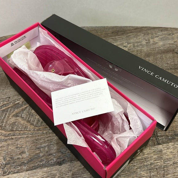 NEW Vince Camuto EVOLET Translucent Jelly Sandals -Raspberry Magenta Size 10 - Picture 10 of 10